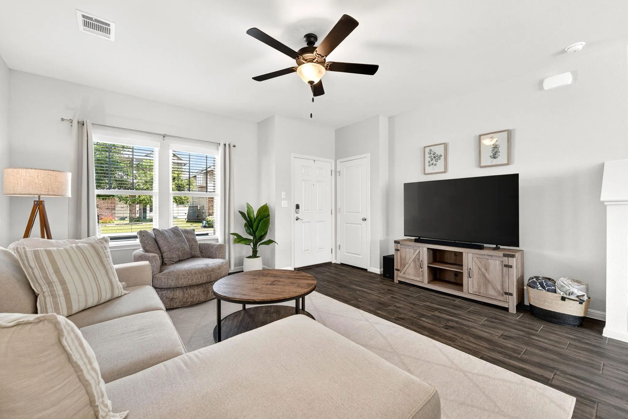 Photo of 17903 PAPAVERI WAY #212, Pflugerville, TX, 78660