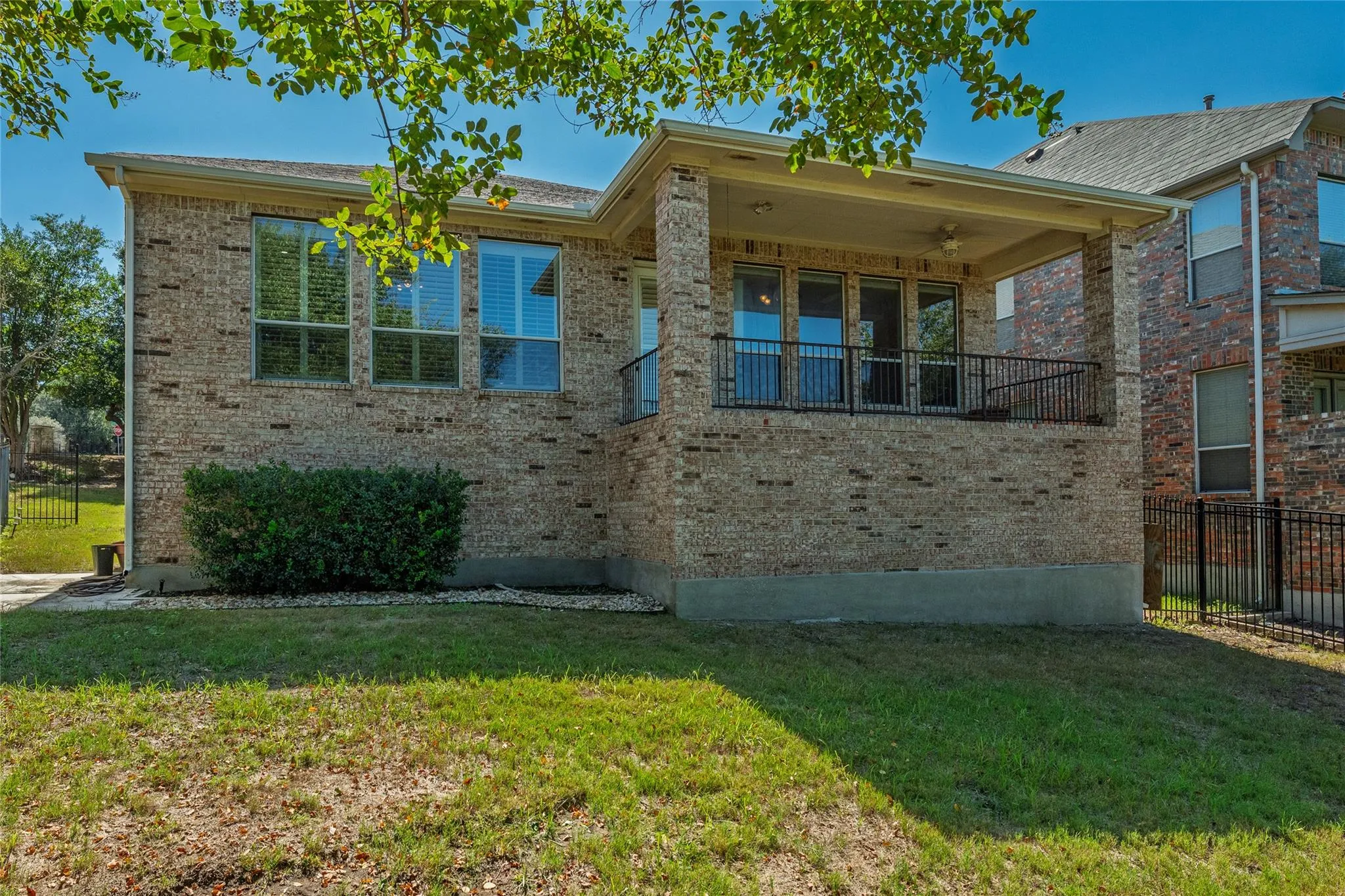 Photo 4 of 10804 ENCLAVE VISTA CV