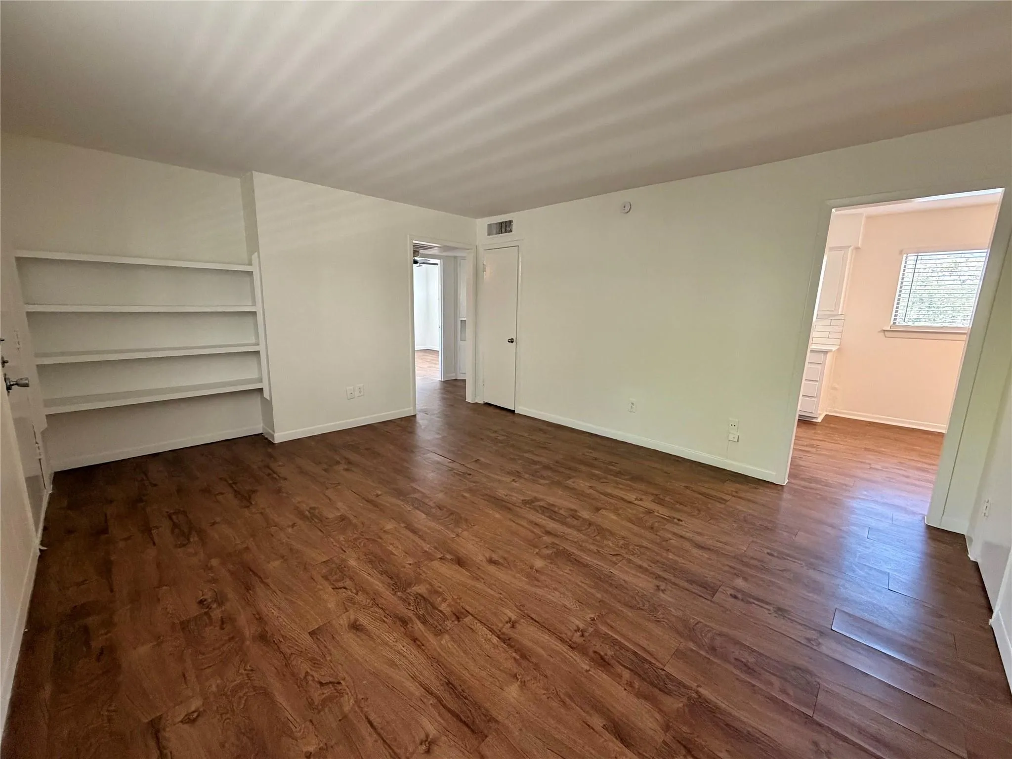 Photo 3 of 3106 DUVAL ST #210