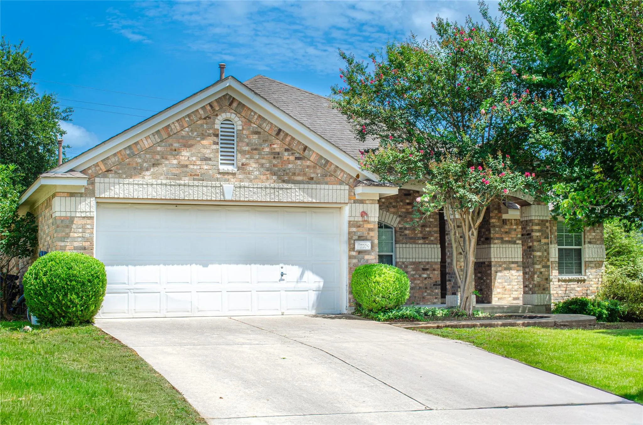 Photo of 7709 BLACK MOUNTAIN DR, Austin, TX, 78736