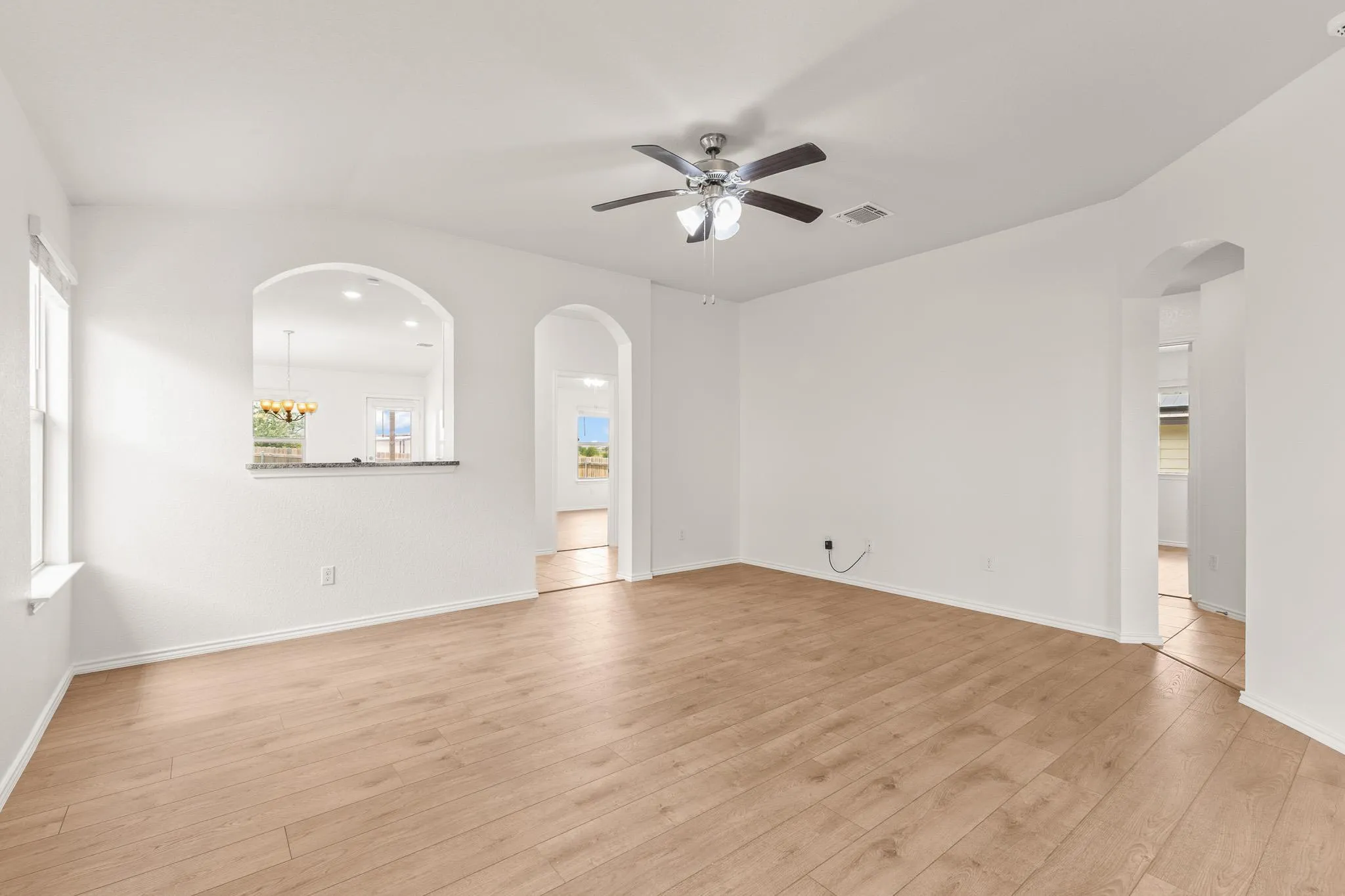 Photo 5 of 109 MIDAS LN