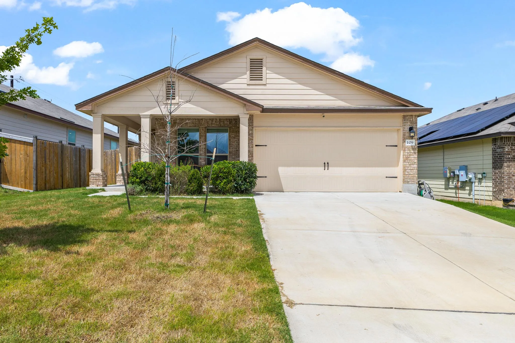Photo of 109 MIDAS LN, Jarrell, TX, 76537
