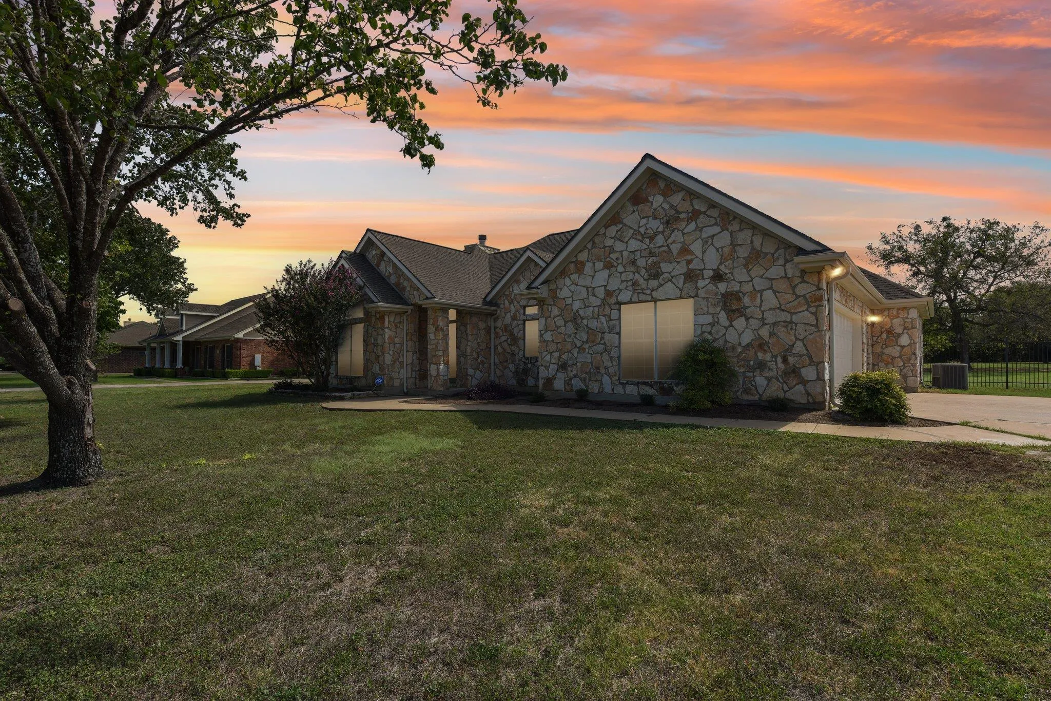 Photo of 100 GROVE LN, Buda, TX, 78610