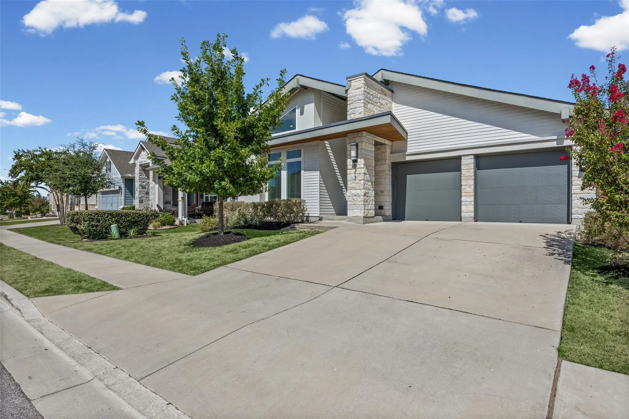 Photo of 8317 DONNELLEY DR, Austin, TX, 78744