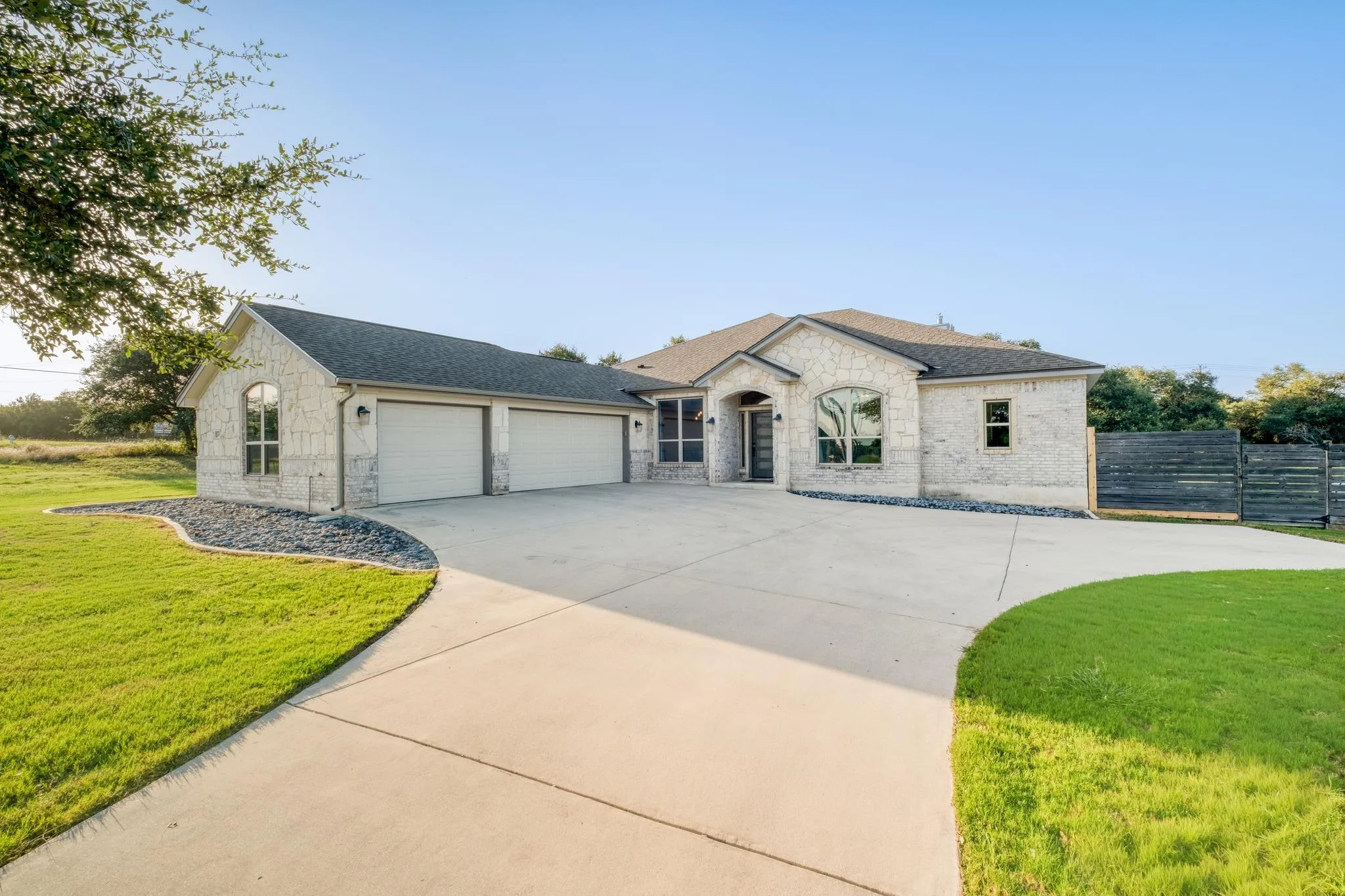 Photo 3 of 101 ENCLAVE PARK CV