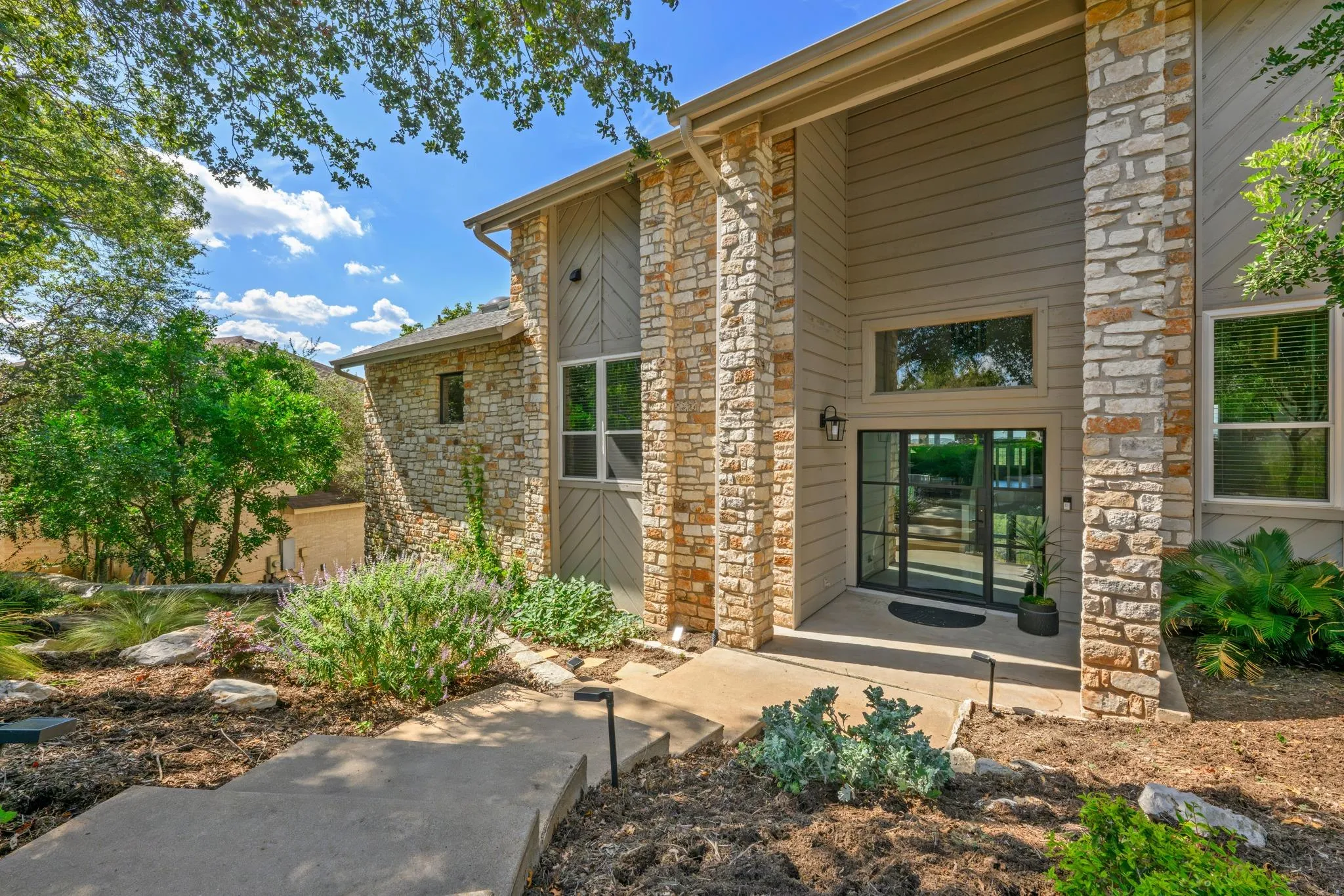 Photo of 1528 BEN CRENSHAW WAY, Austin, TX, 78746