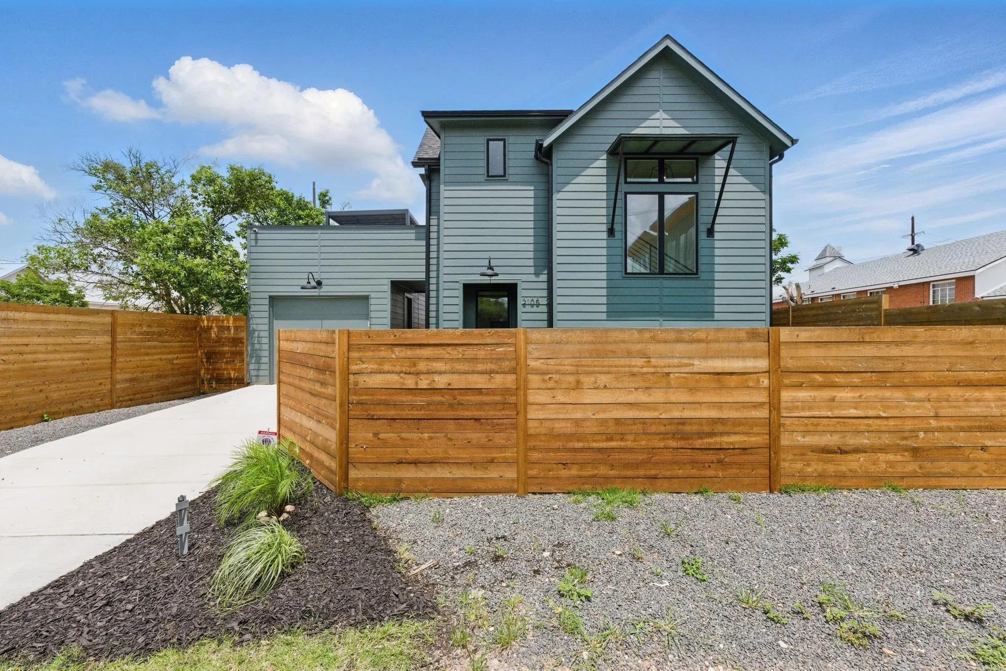 Photo 2 of 2105 SL DAVIS AVE. #2 NONE