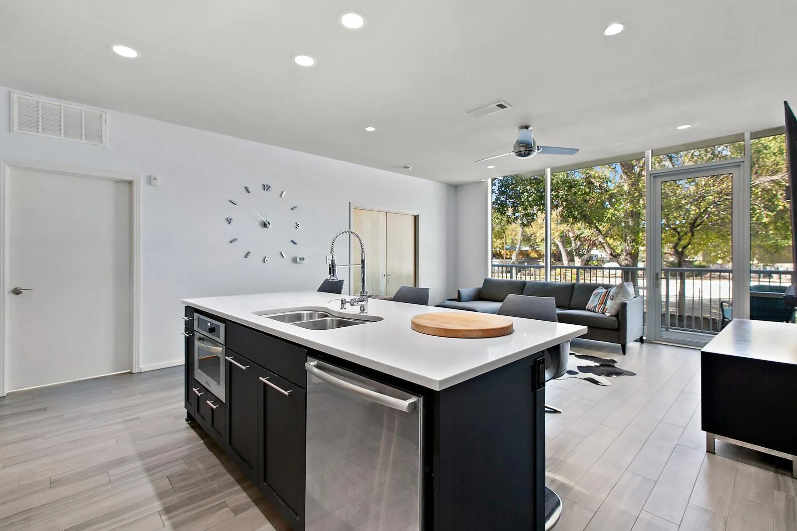 Photo of 1600 BARTON SPRINGS RD #5110, Austin, TX, 78704