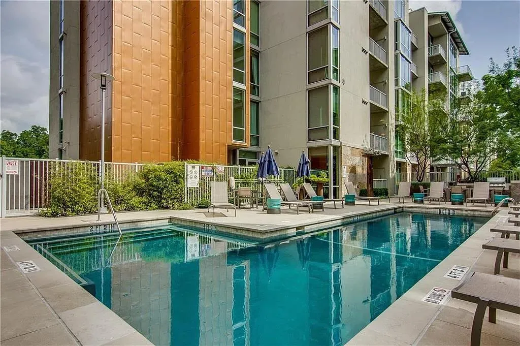 Photo 2 of 1600 BARTON SPRINGS RD #5110