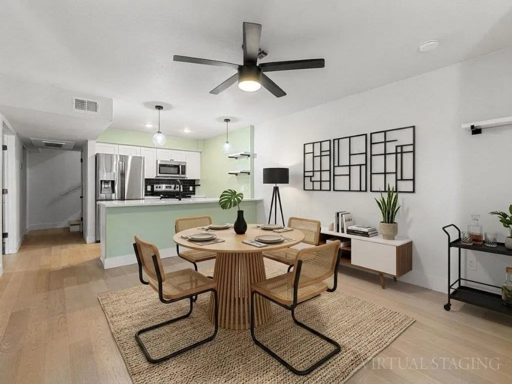 Photo 4 of 909 REINLI ST #102