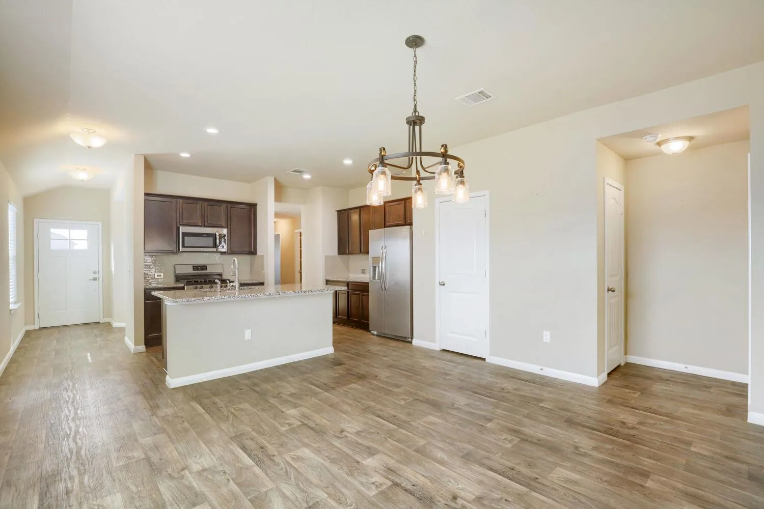 Photo 5 of 101 BLUE SAGE DR