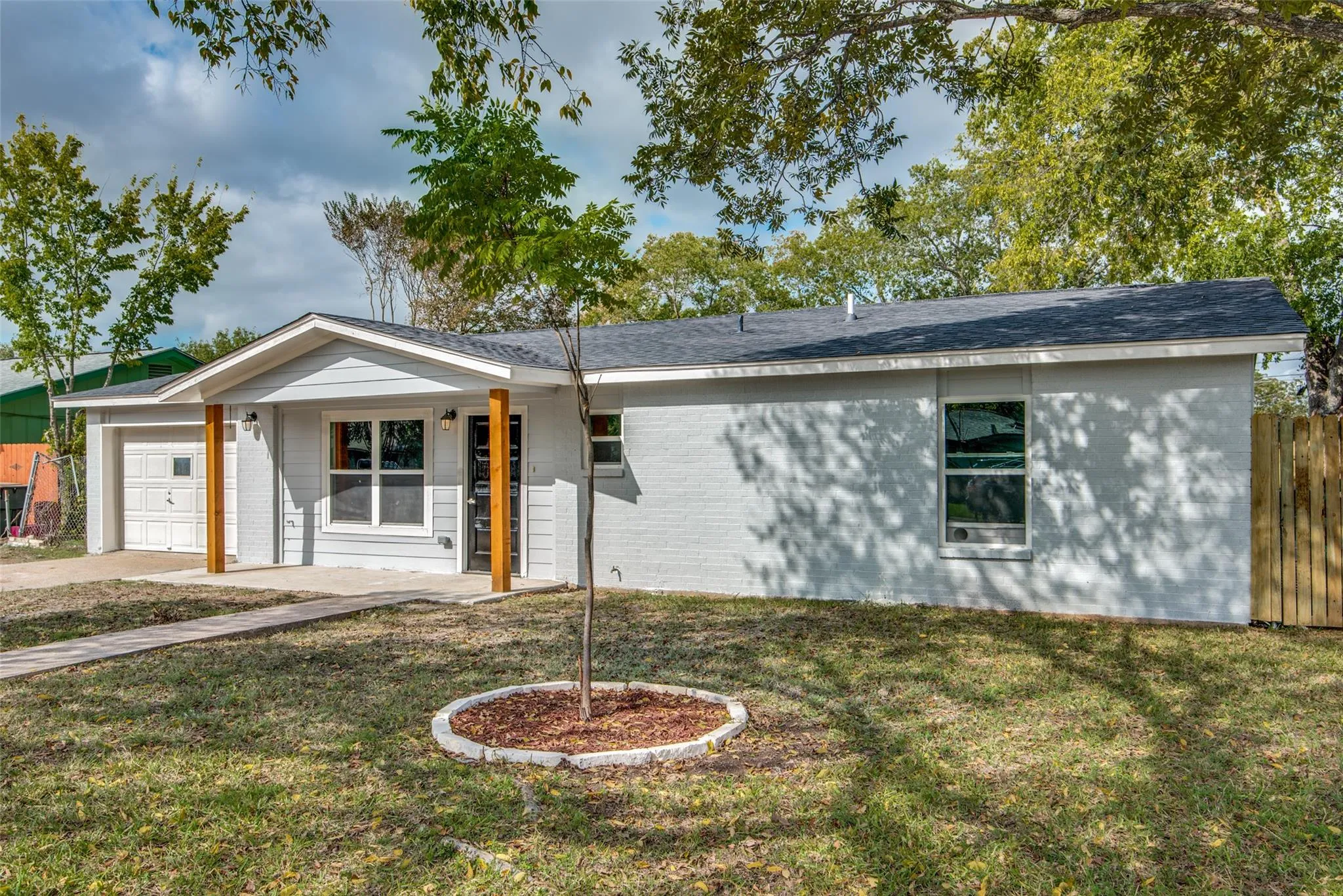 Photo of 500 LOCKWOOD ST, San Marcos, TX, 78666