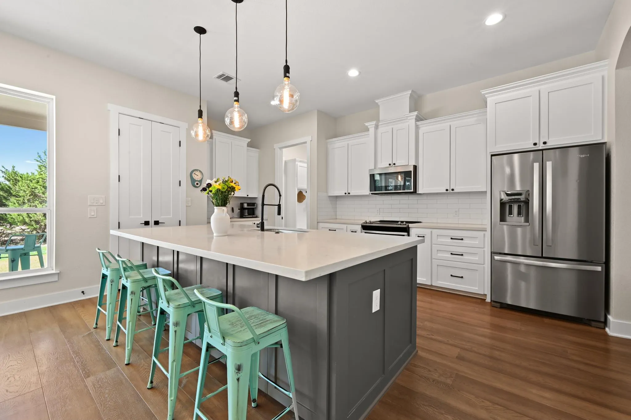 Photo 4 of 26 PERSIMMON DRIVE DR