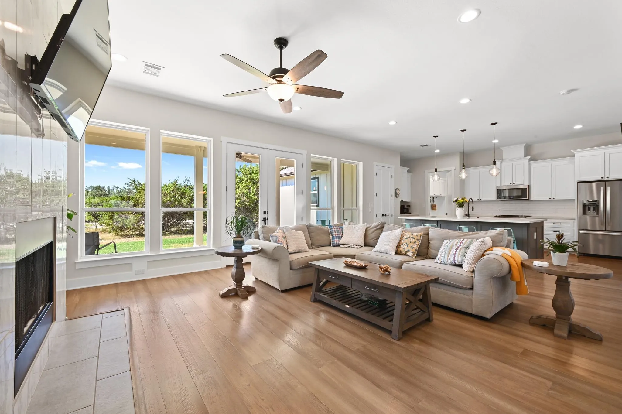 Photo 5 of 26 PERSIMMON DRIVE DR