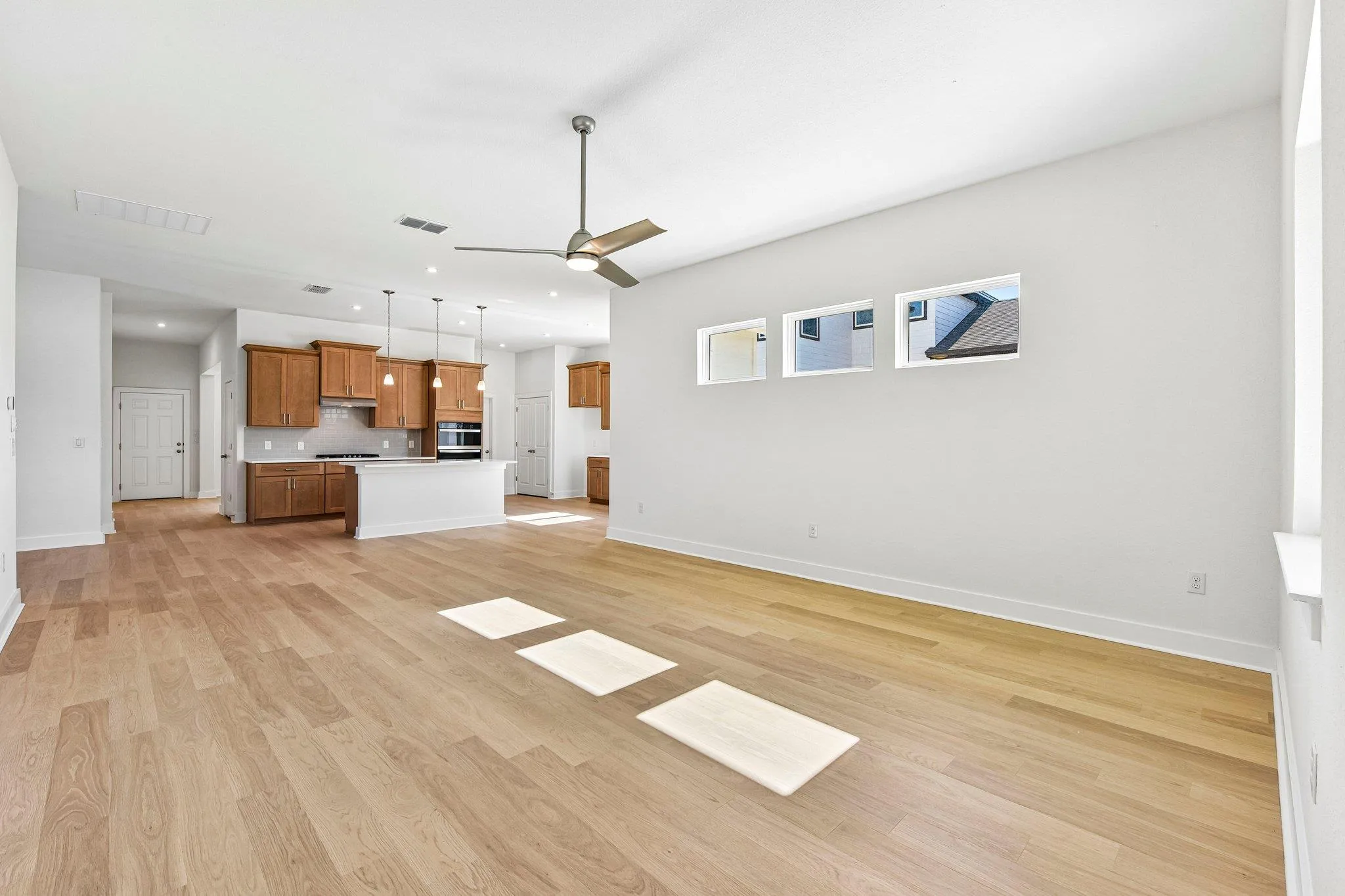 Photo 5 of 472 TREADWELL LN