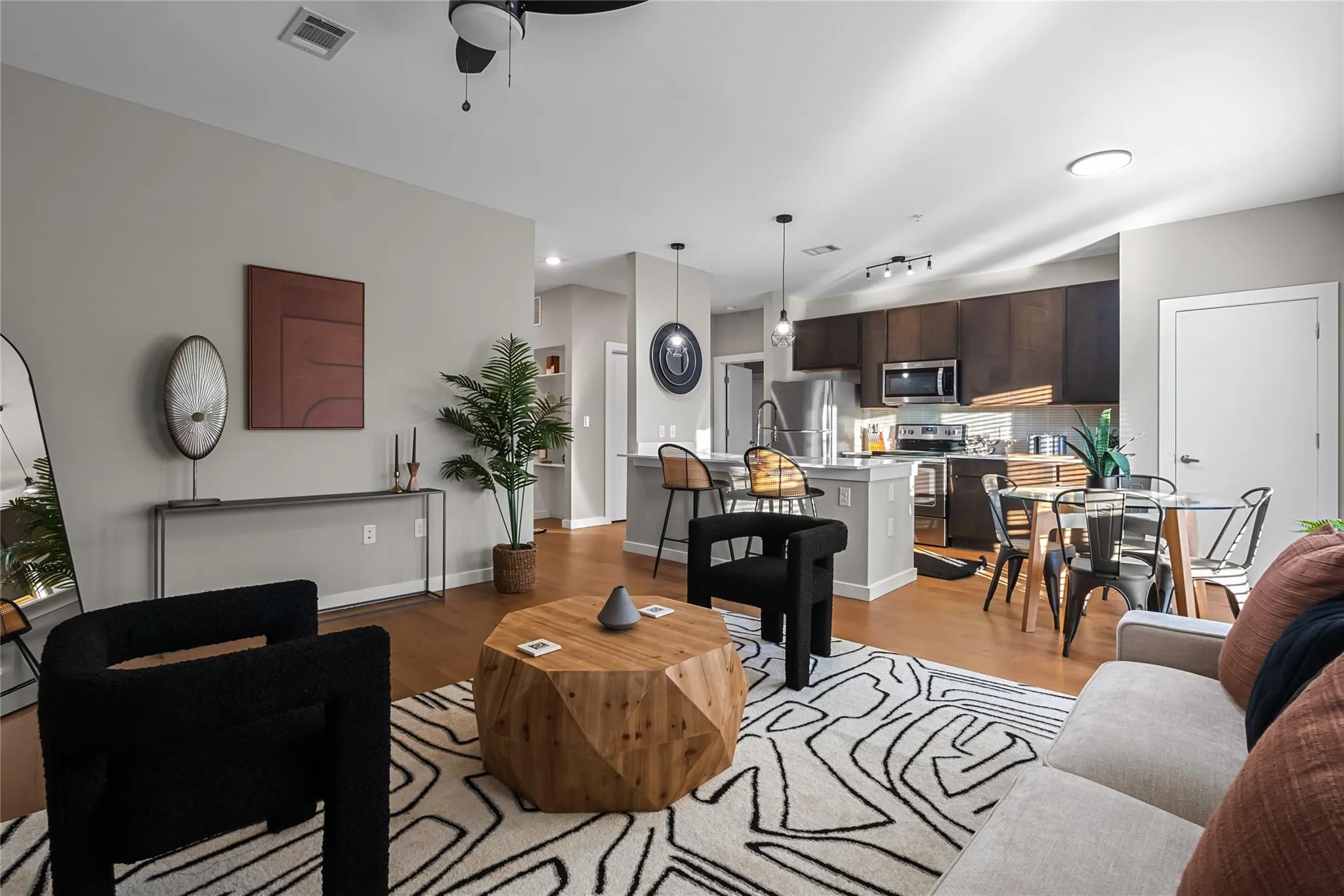 Photo of 2505 THORNTON RD #3212, Austin, TX, 78704