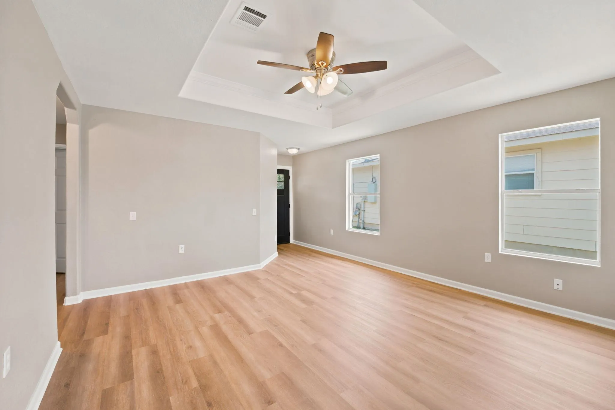 Photo 5 of 6024 ELFEN WAY