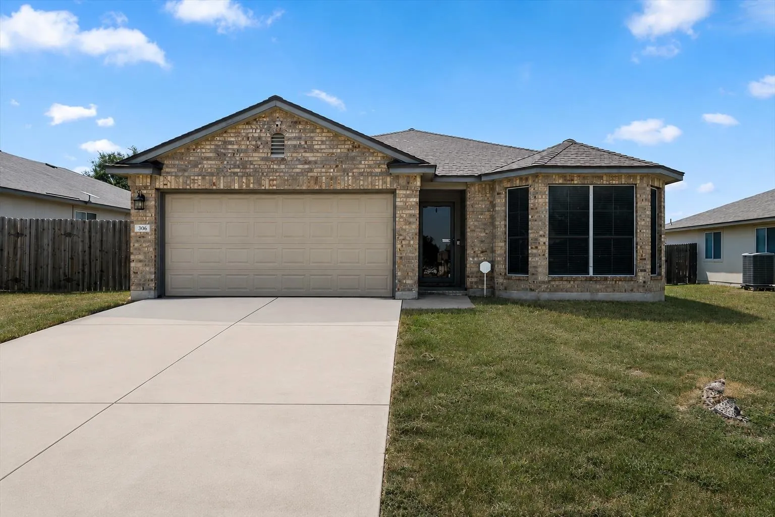 Photo of 306 CRESTON ST, Hutto, TX, 78634