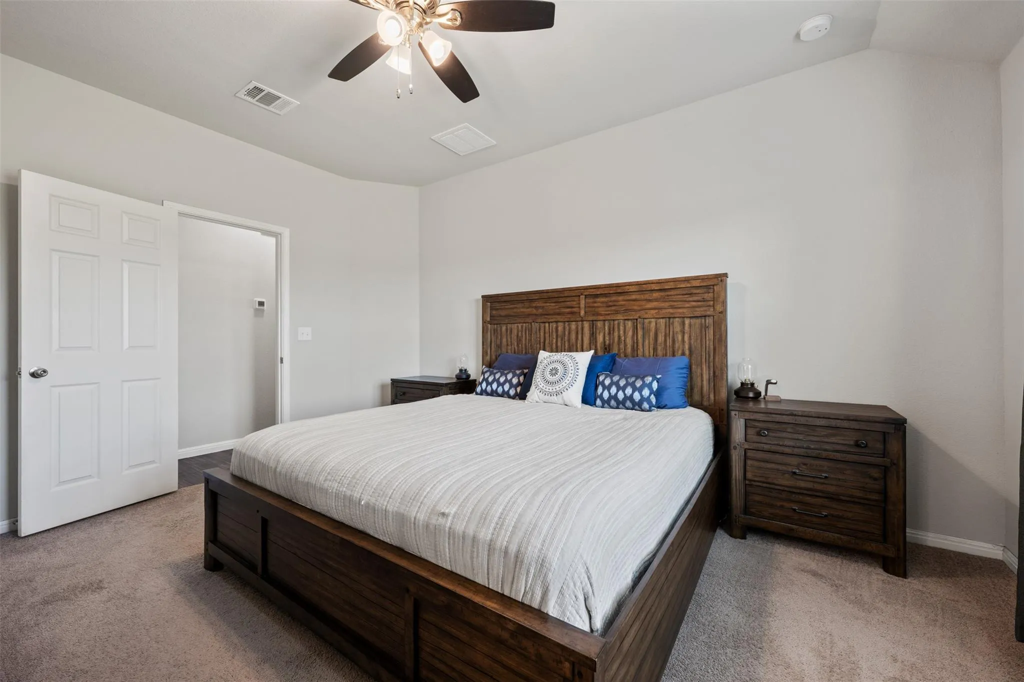 Photo 5 of 204 LAMBERT ST
