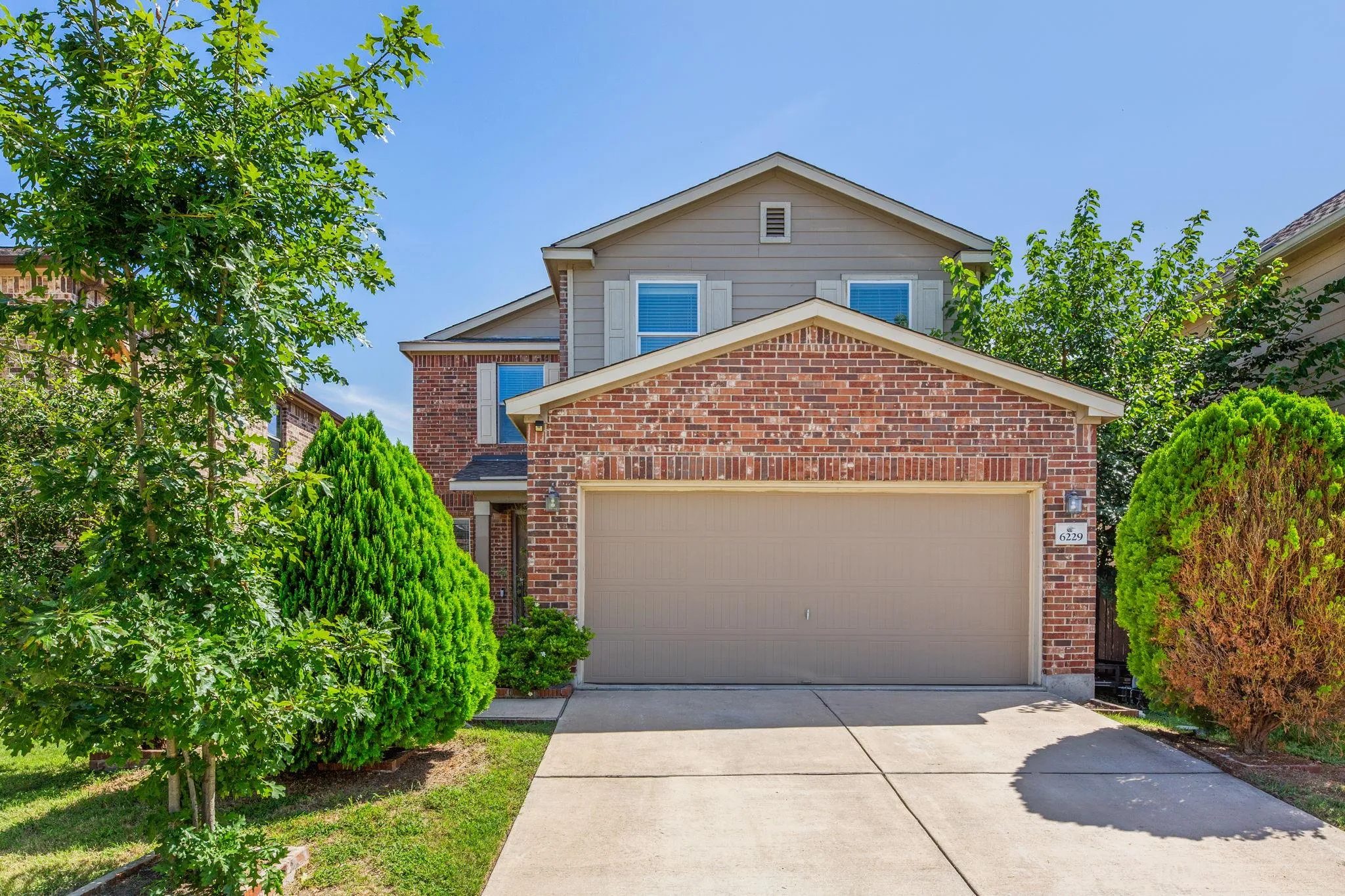 Photo 3 of 6229 MINNOCH LN