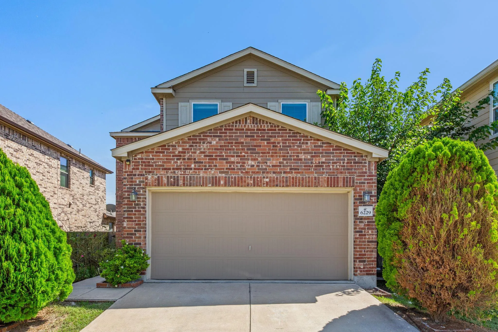 Photo 4 of 6229 MINNOCH LN