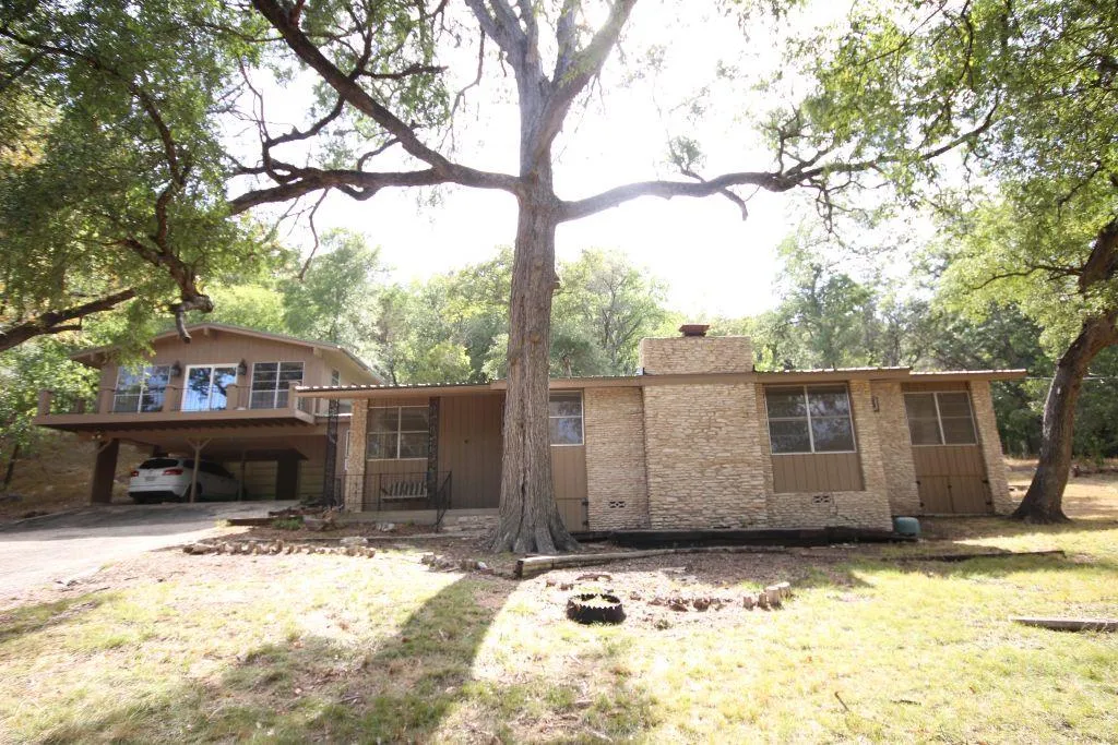Photo of 17234 E REED PARKS RD, Jonestown, TX, 78645