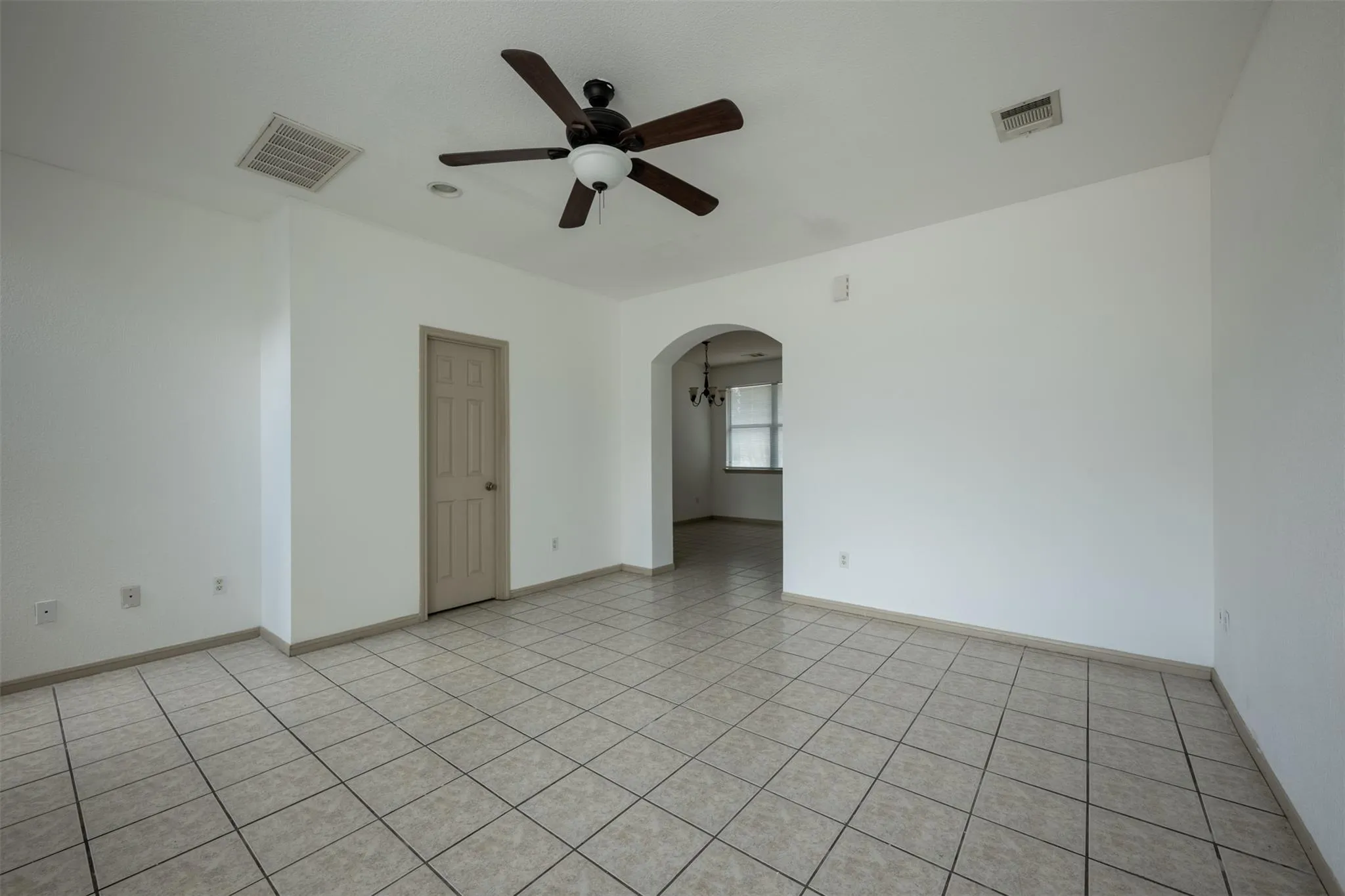 Photo 2 of 8901 PARKFIELD DR