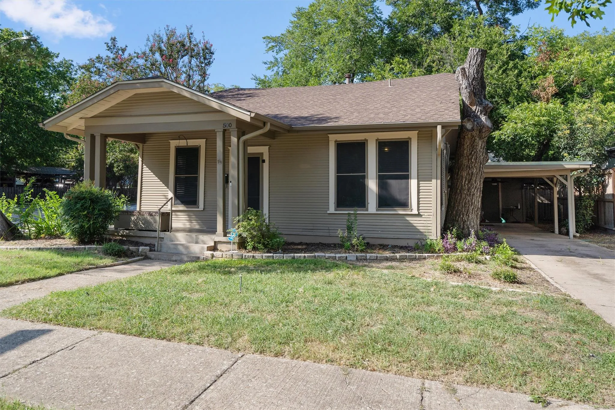 Photo of 500 E 42ND ST, Austin, TX, 78751