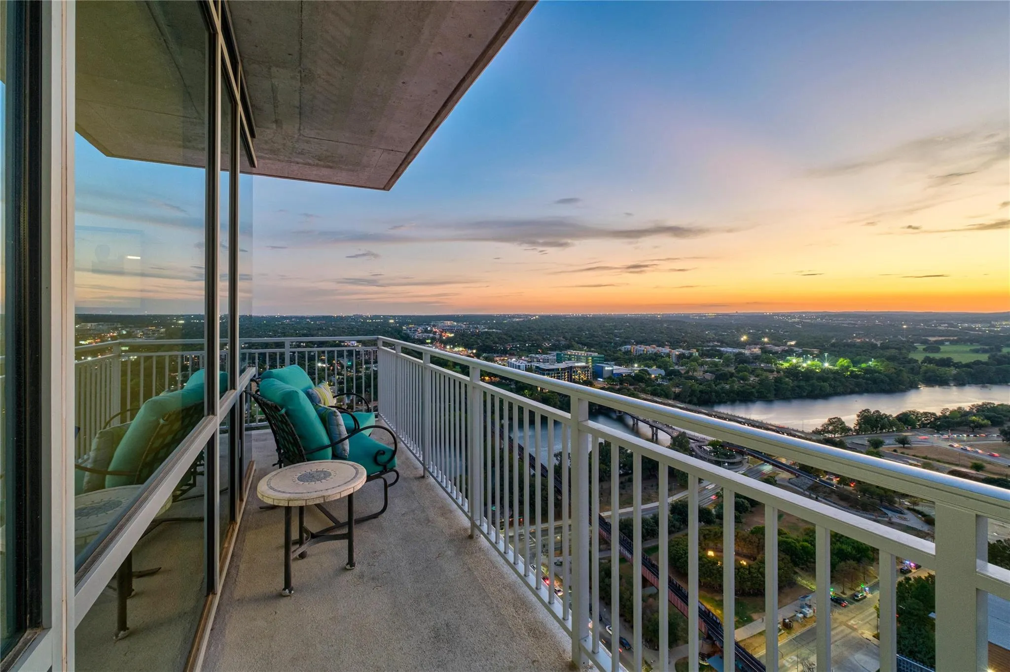 Photo of 222 WEST AVE #2802, Austin, TX, 78701