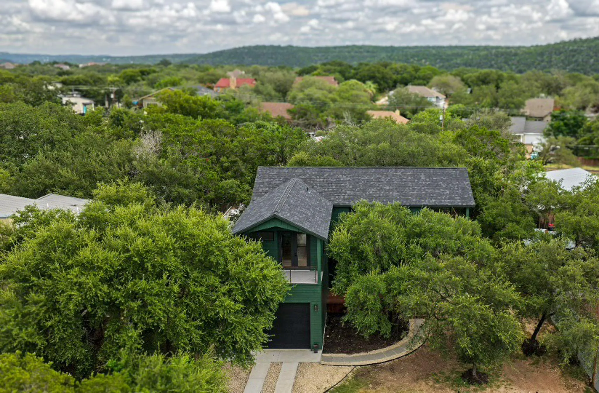 Photo of 1301 MINNIE DR, Austin, TX, 78732