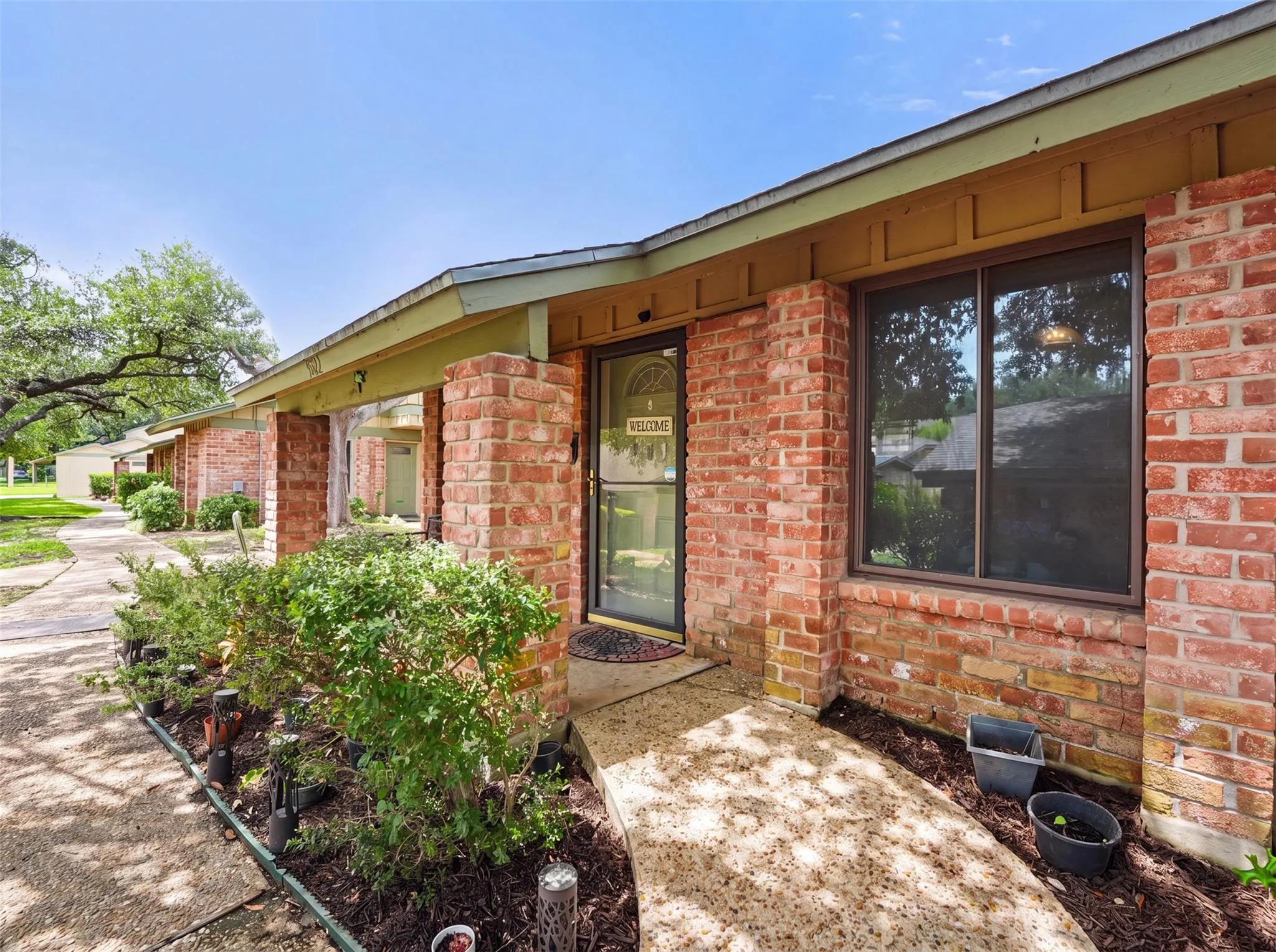 Photo 2 of 9622 COVEY RIDGE LN