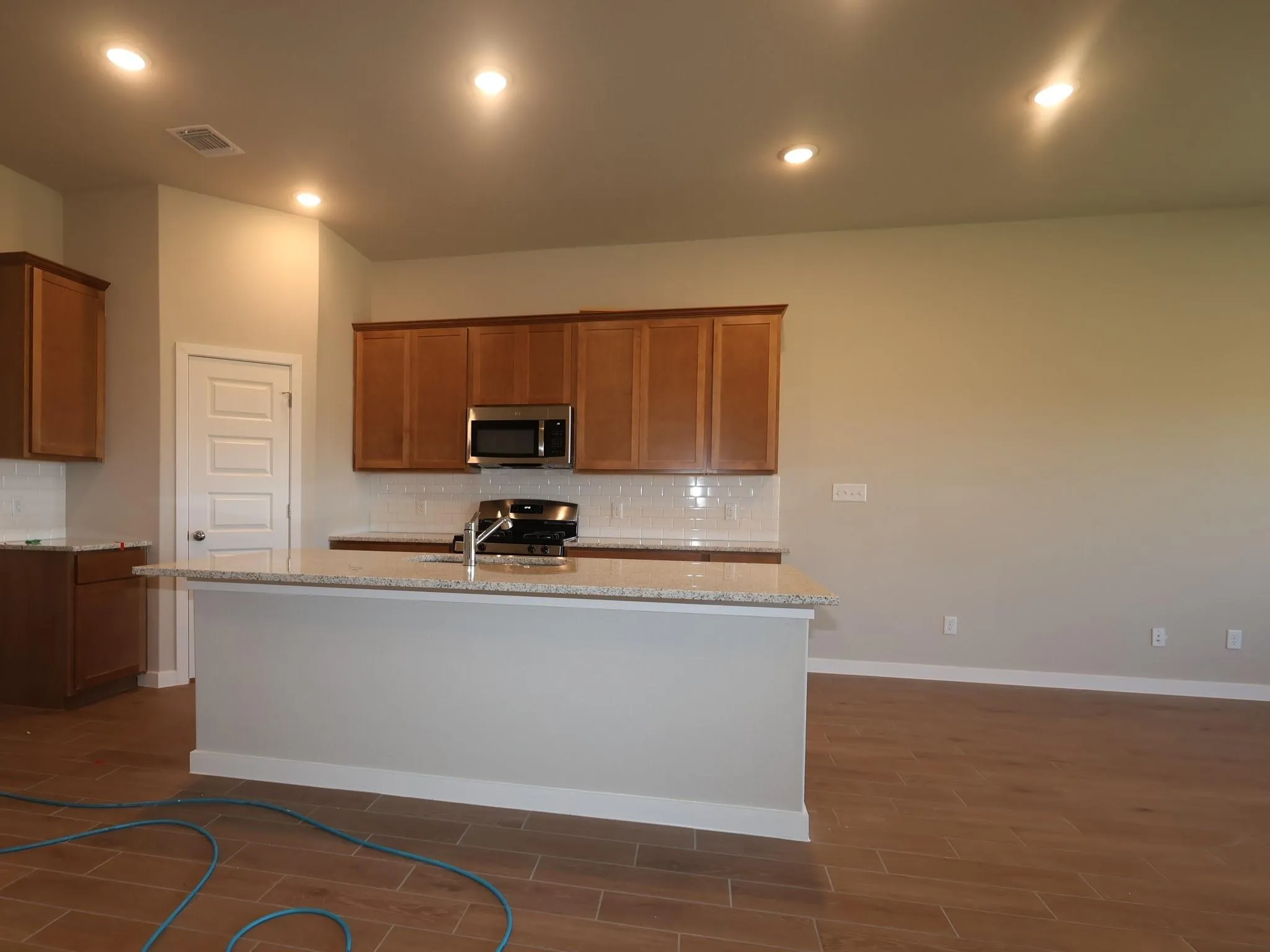 Photo 4 of 10205 MAJESTIC HAWK WAY