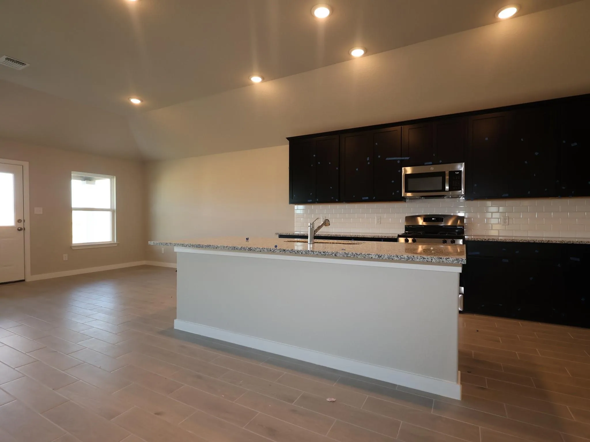 Photo 4 of 10201 MAJESTIC HAWK WAY