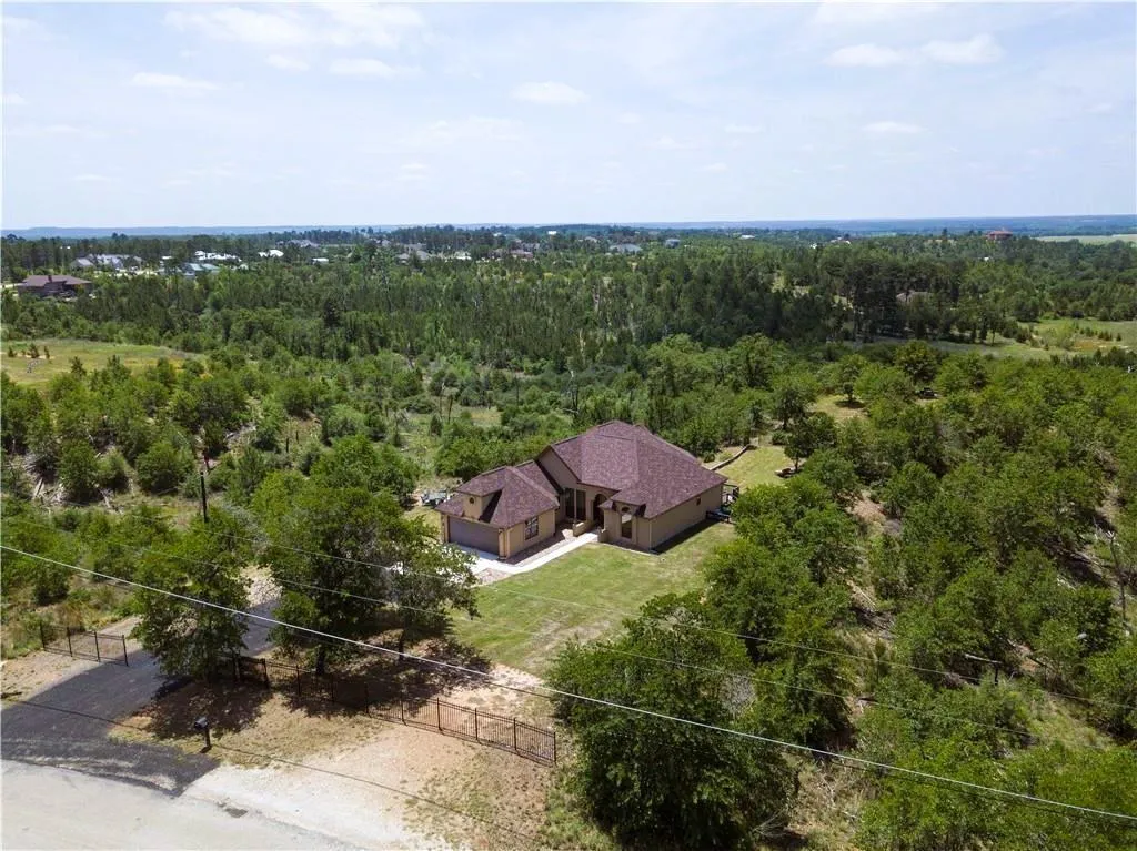 Photo of 509 KAANAPALI LN, Bastrop, TX, 78602