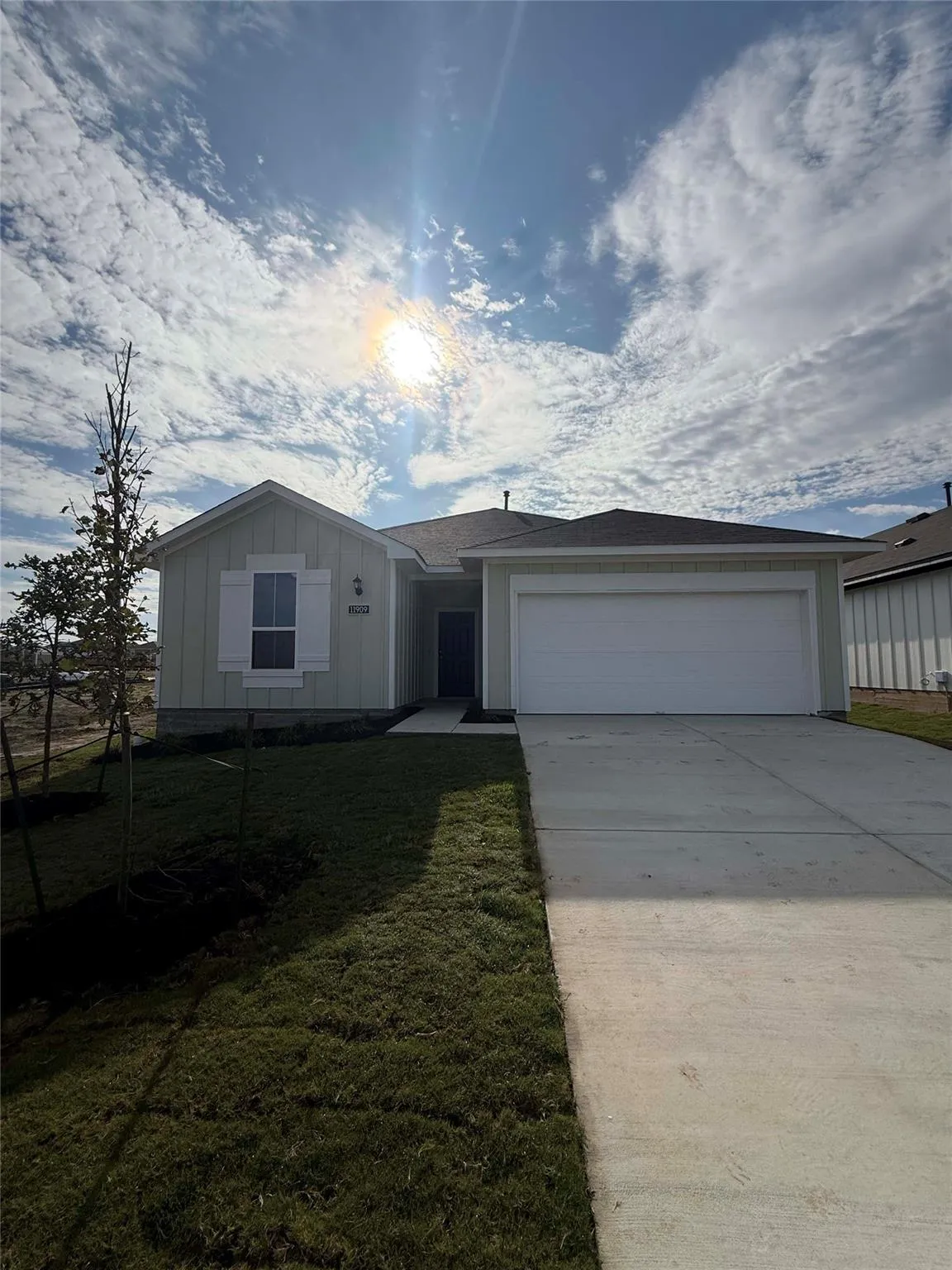 Photo of 11909 HORSESHOE FIELD BND, Mustang Ridge, TX, 78610