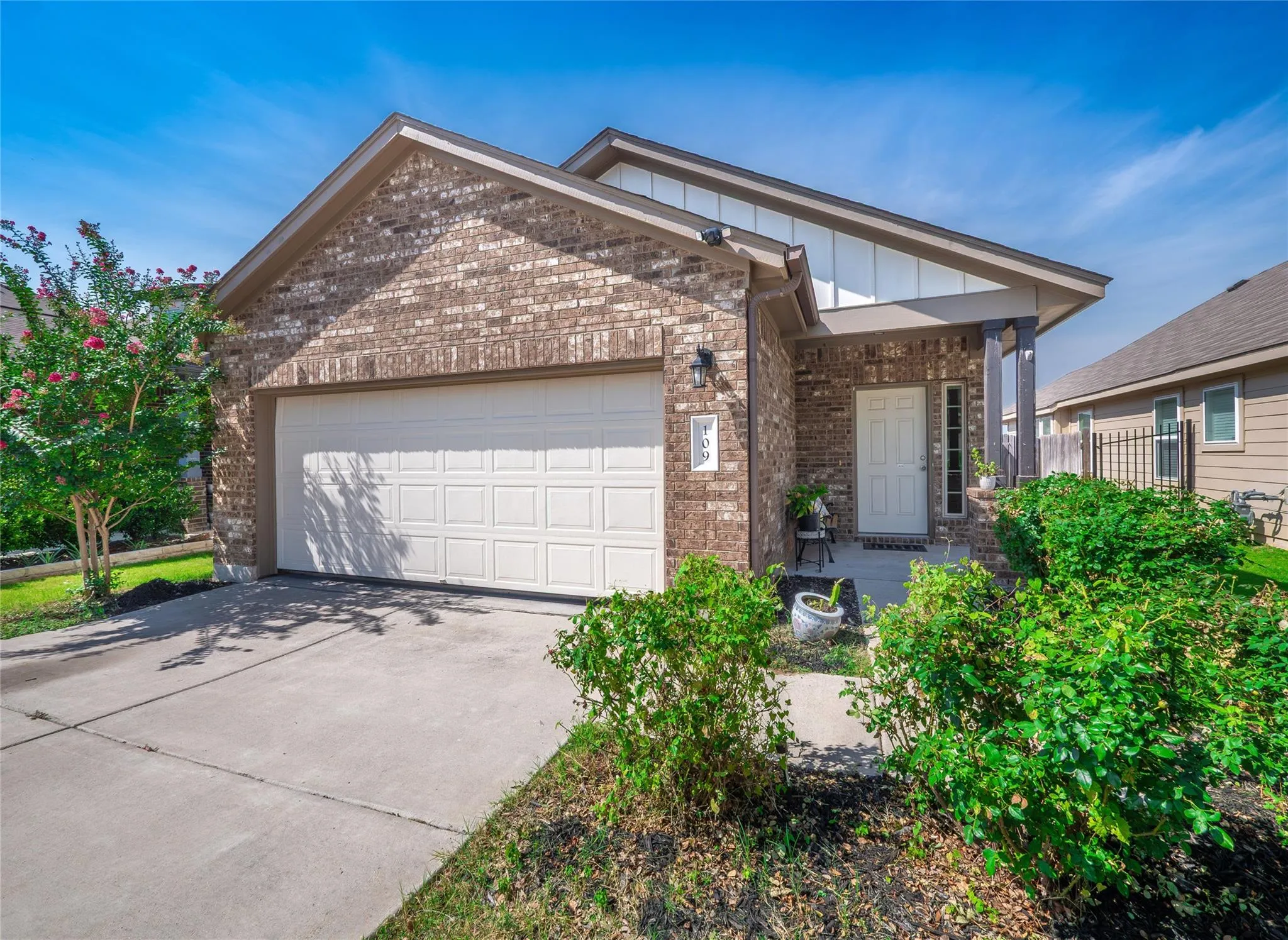 Photo of 109 LAMBERT ST, Leander, TX, 78641