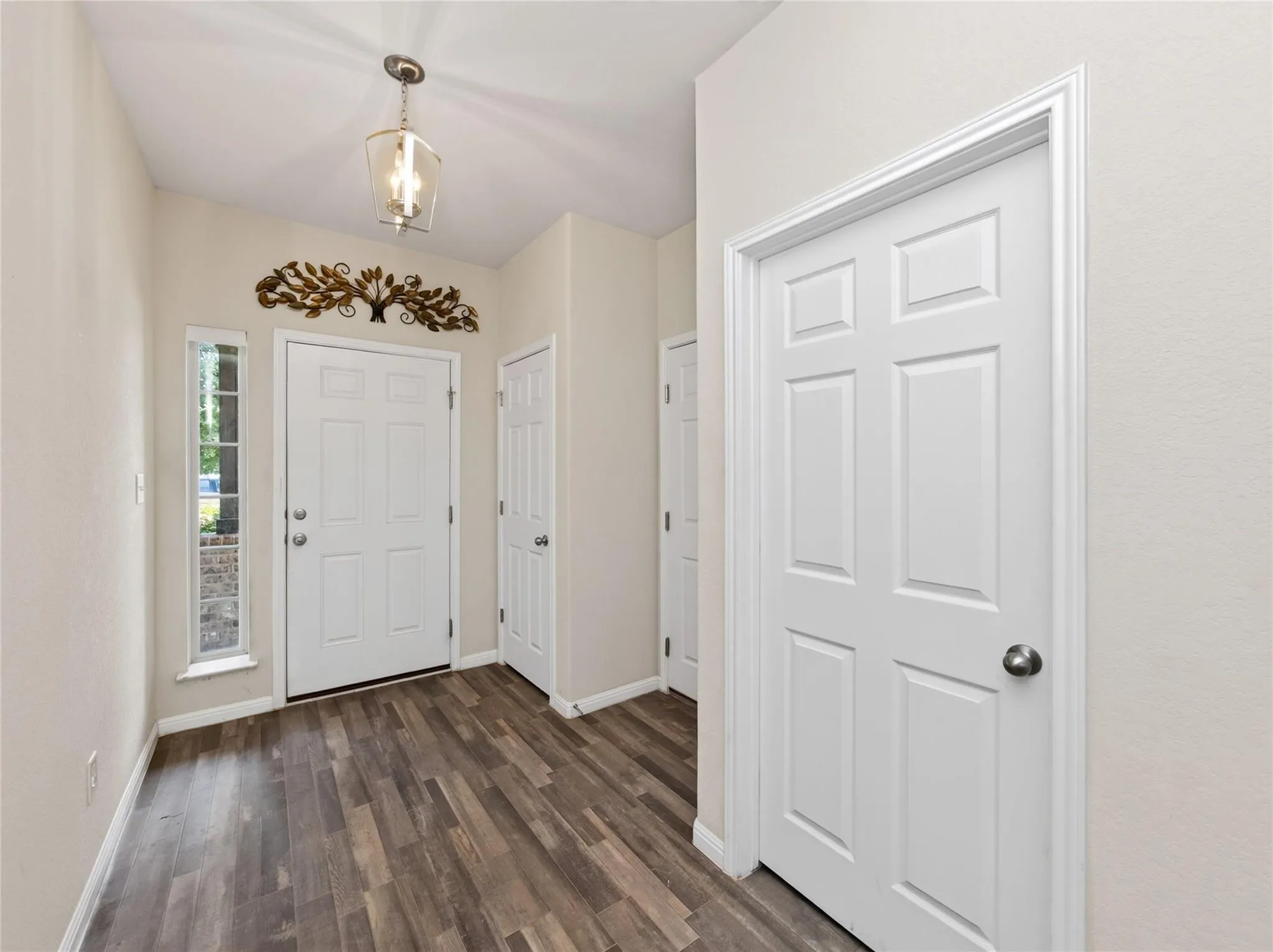 Photo 4 of 109 LAMBERT ST