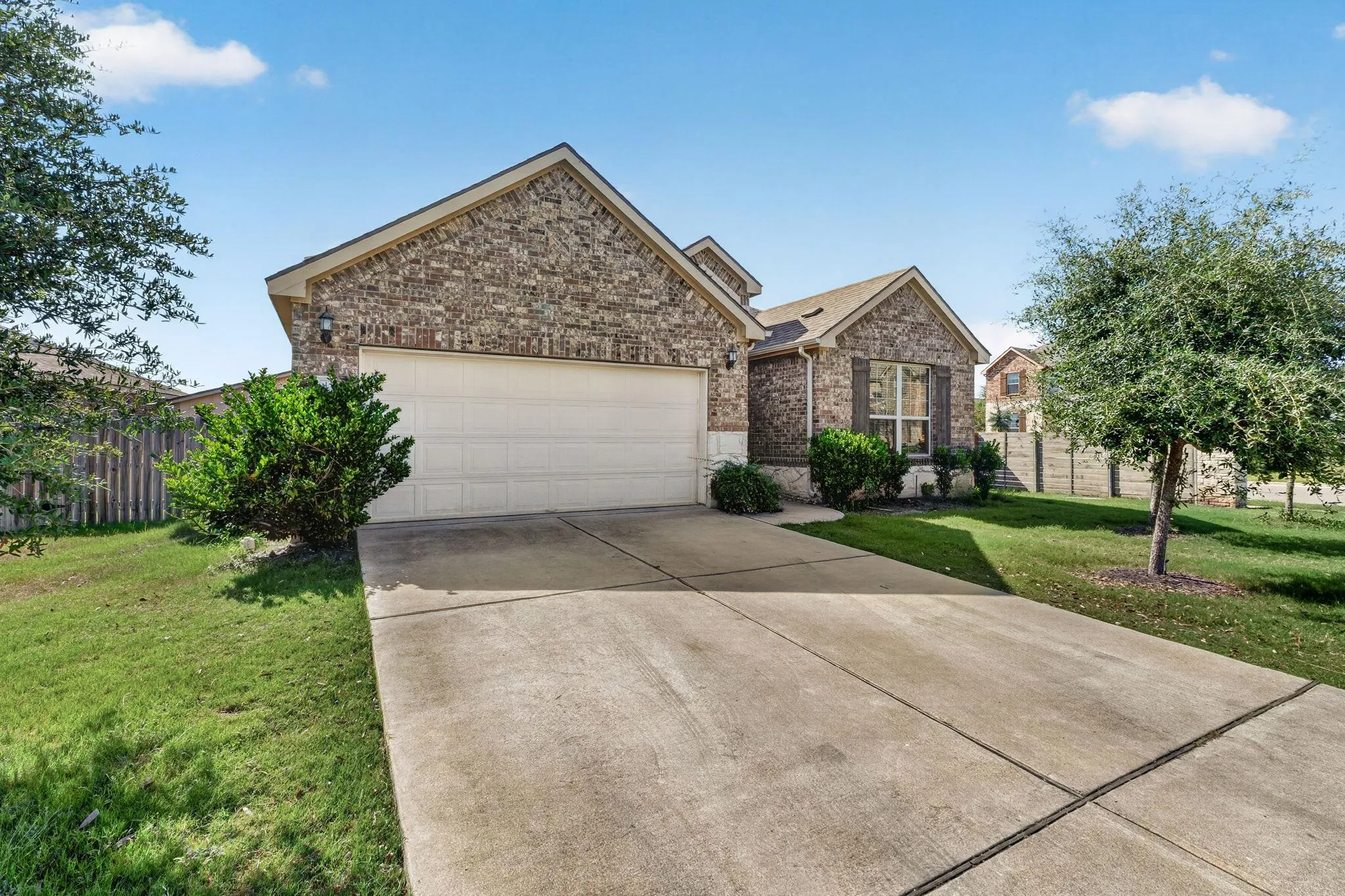 Photo 2 of 18201 WINNOW WAY