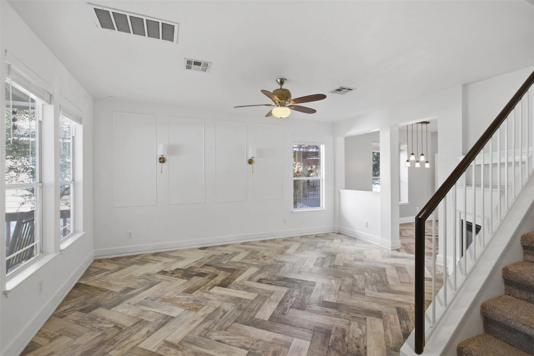 Photo 5 of 1223 PEYTON PL