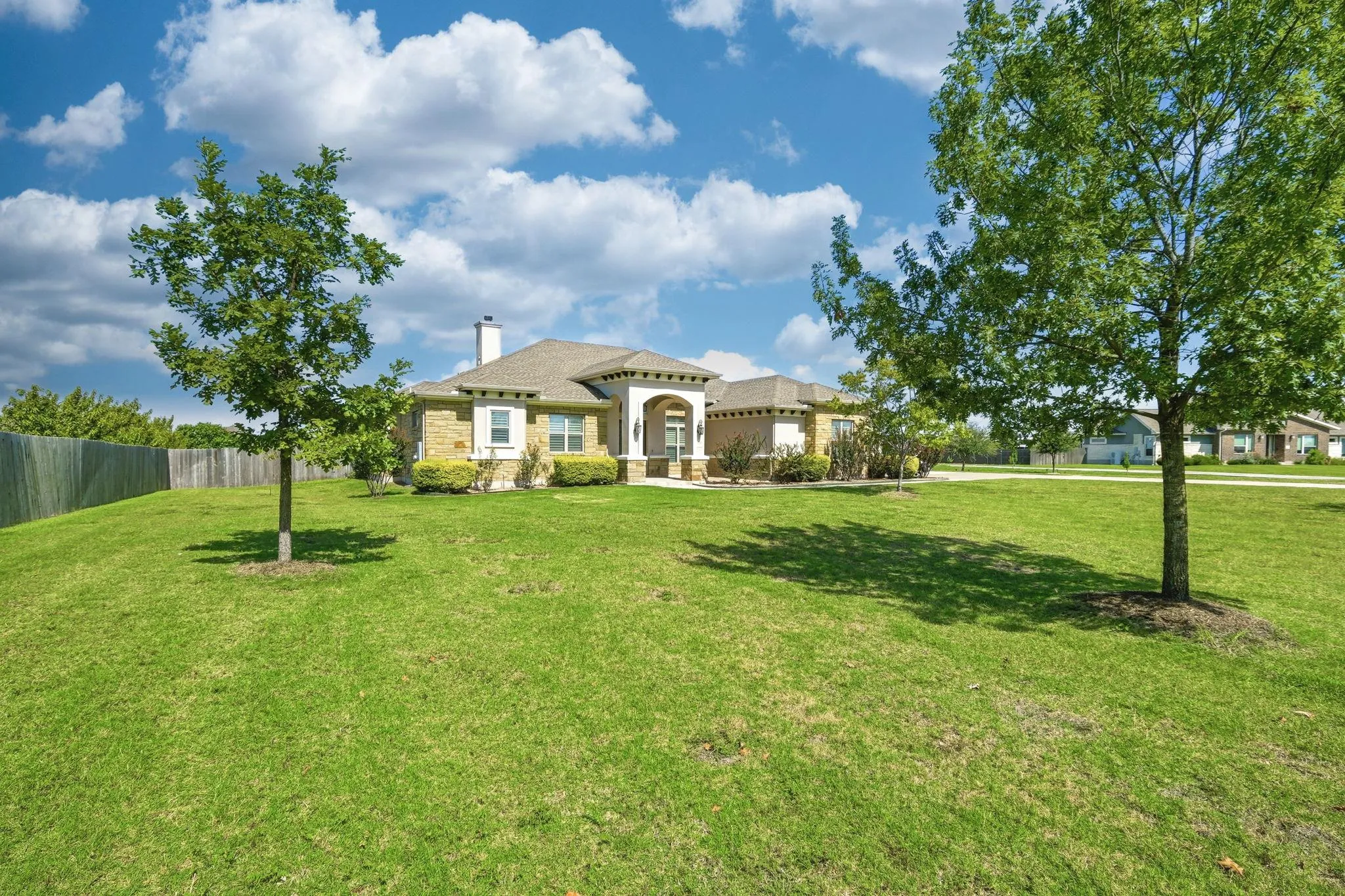 Photo of 120 W VIENNA DR, Hutto, TX, 78634