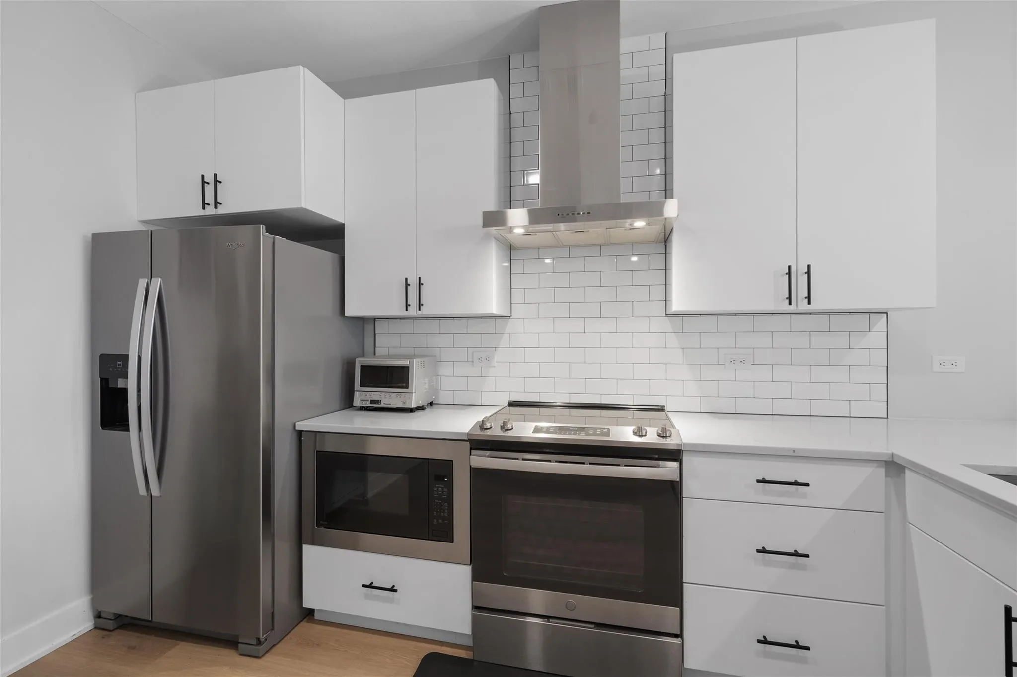 Photo 4 of 3101 GOVALLE AVE #210