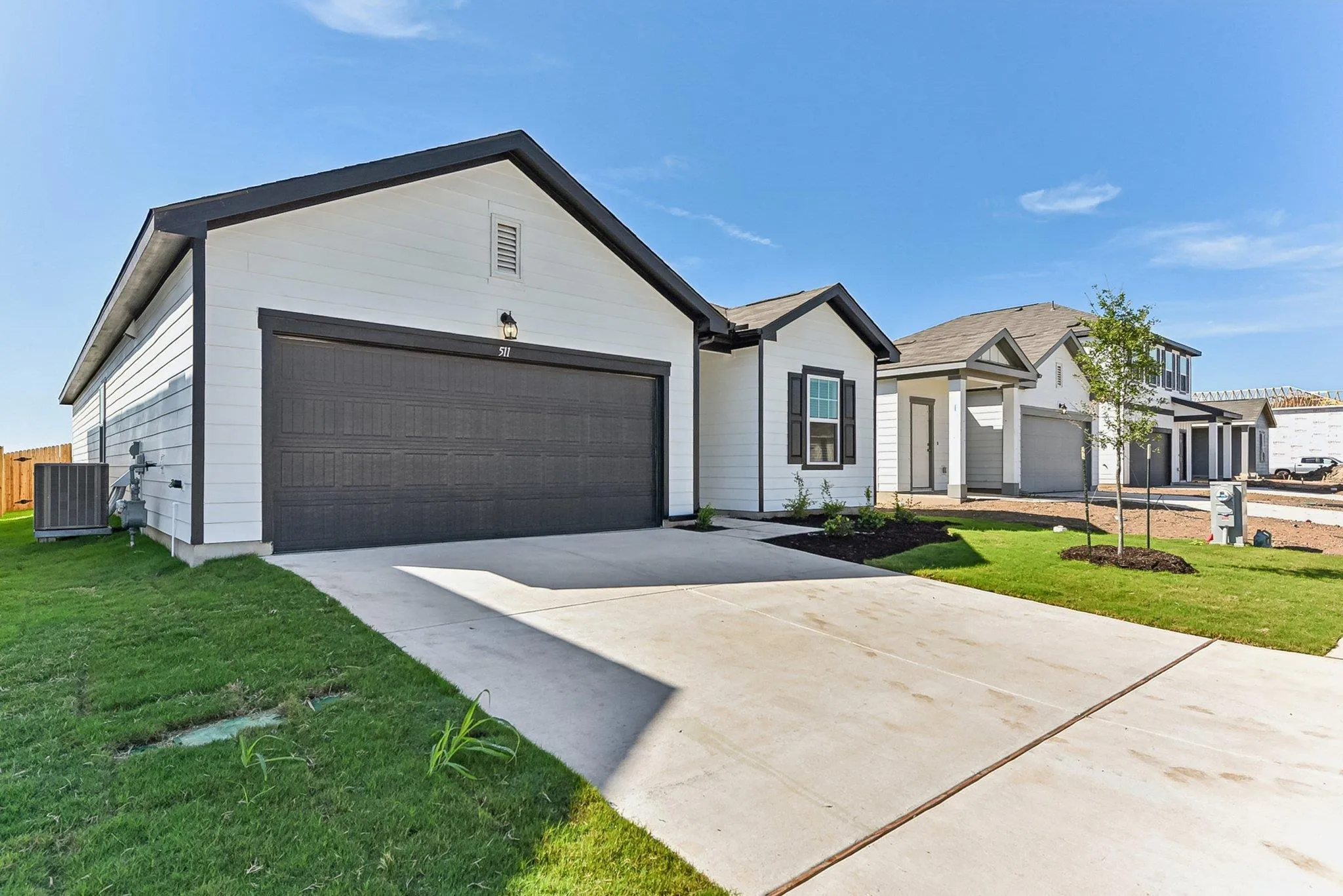 Photo 3 of 17416 ESCOLLE WAY