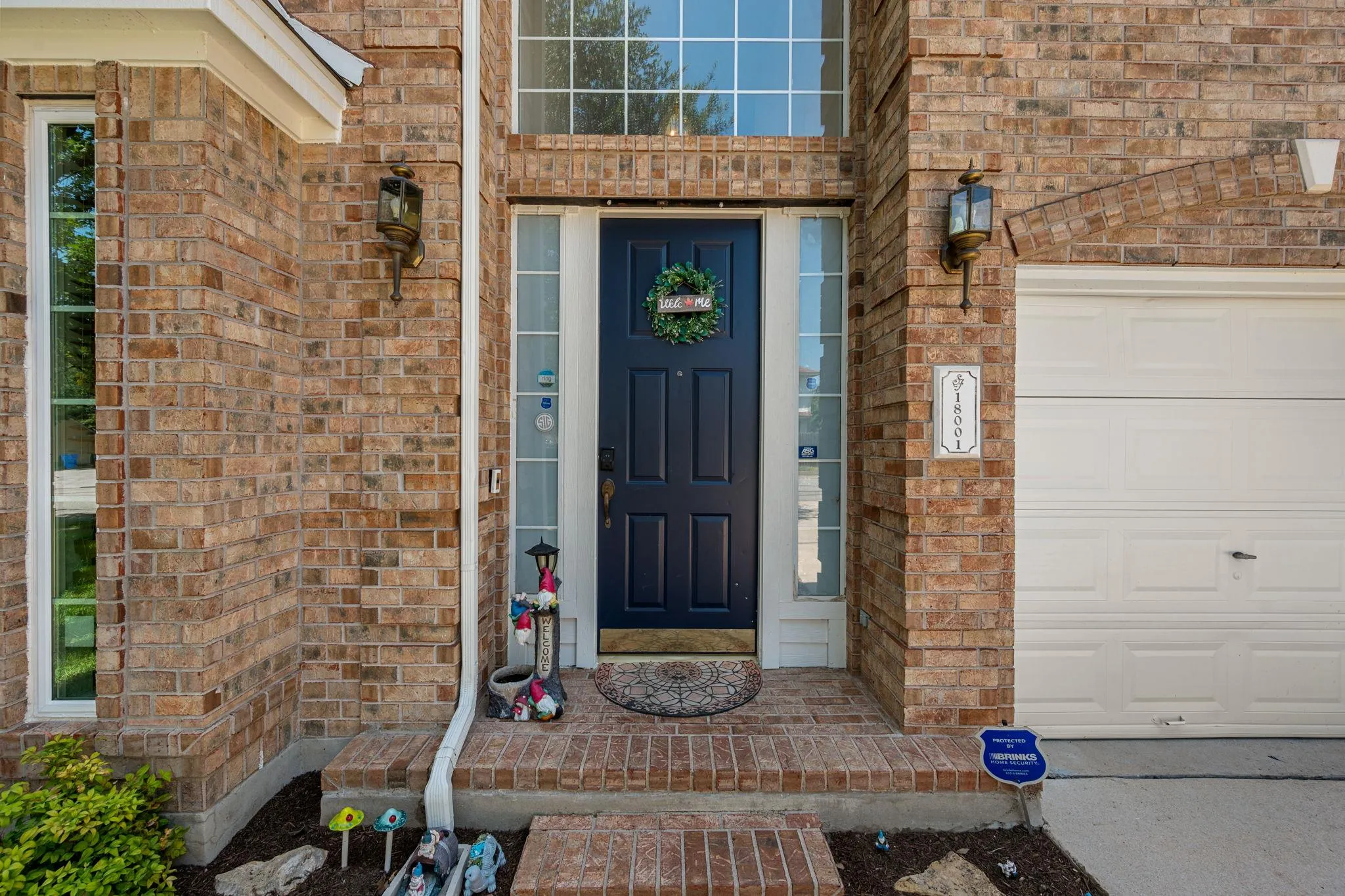 Photo 4 of 18001 DANSWORTH DR