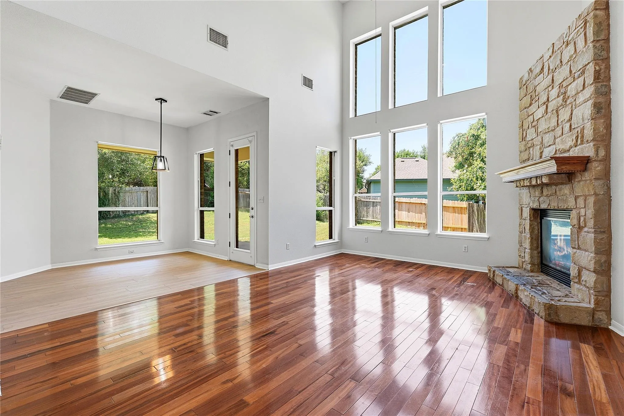 Photo 5 of 3103 CANTERA CT