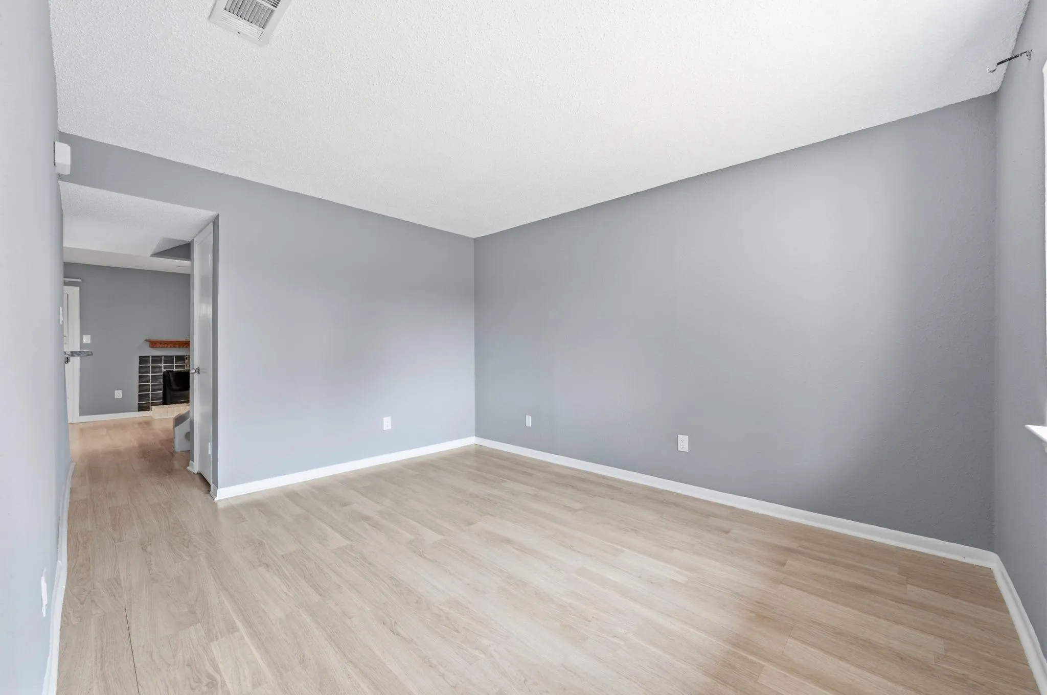Photo 5 of 6406 CHIMNEY CREEK CIR #B