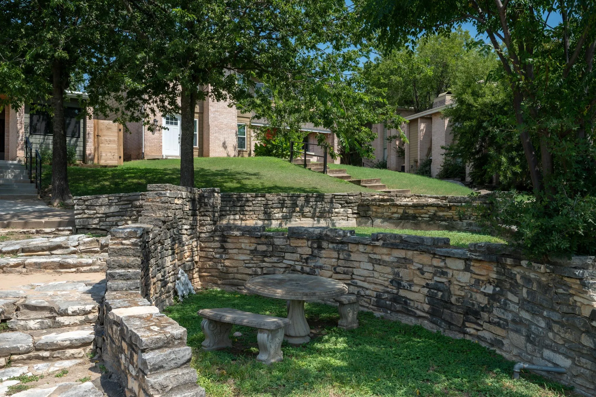 Photo 2 of 6406 CHIMNEY CREEK CIR #B