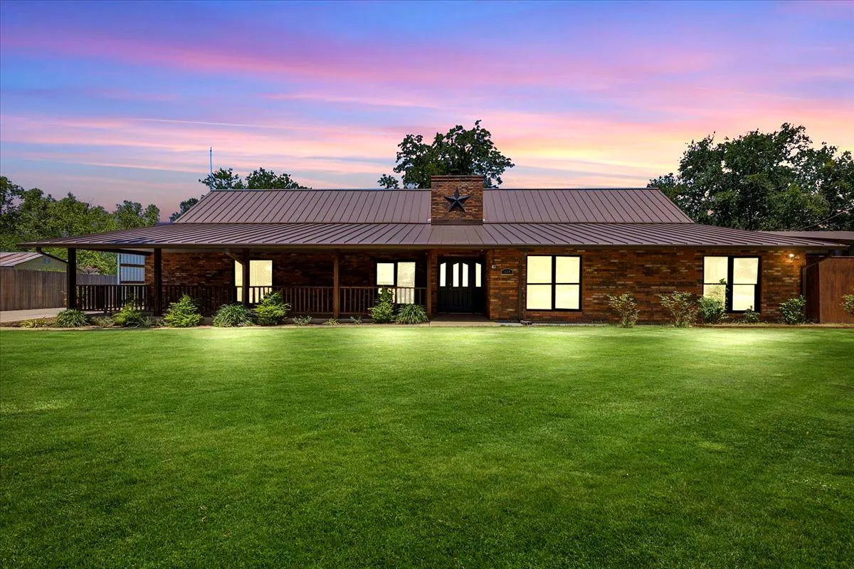 Photo of 154 SHORELINE DR, Bastrop, TX, 78602