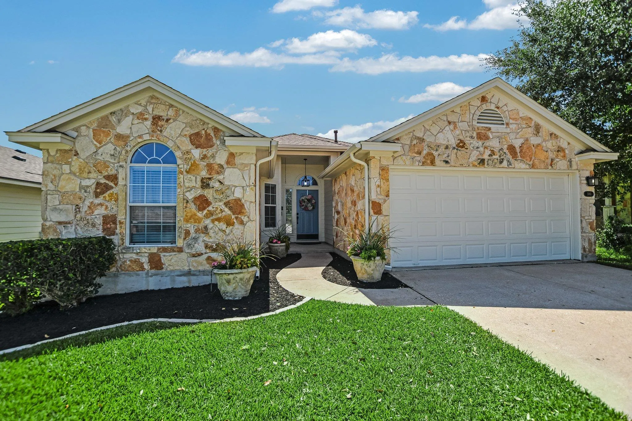 Photo of 300 FISTRAL DR, Hutto, TX, 78634