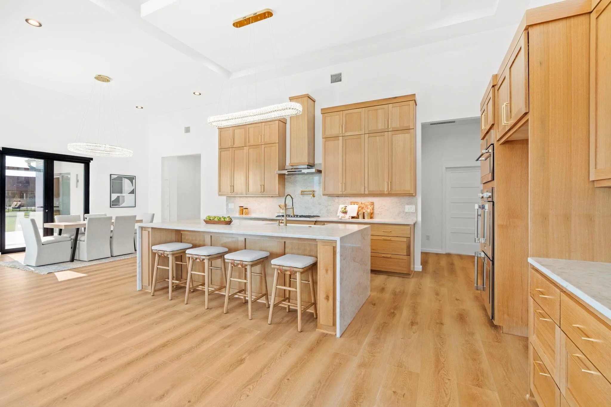 Photo 3 of 178 DALLY CT