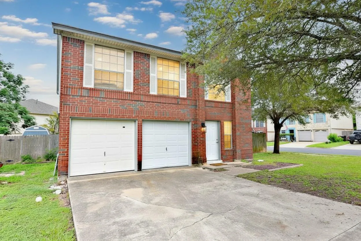 Photo of 12801 MARGIT DR, Austin, 78729